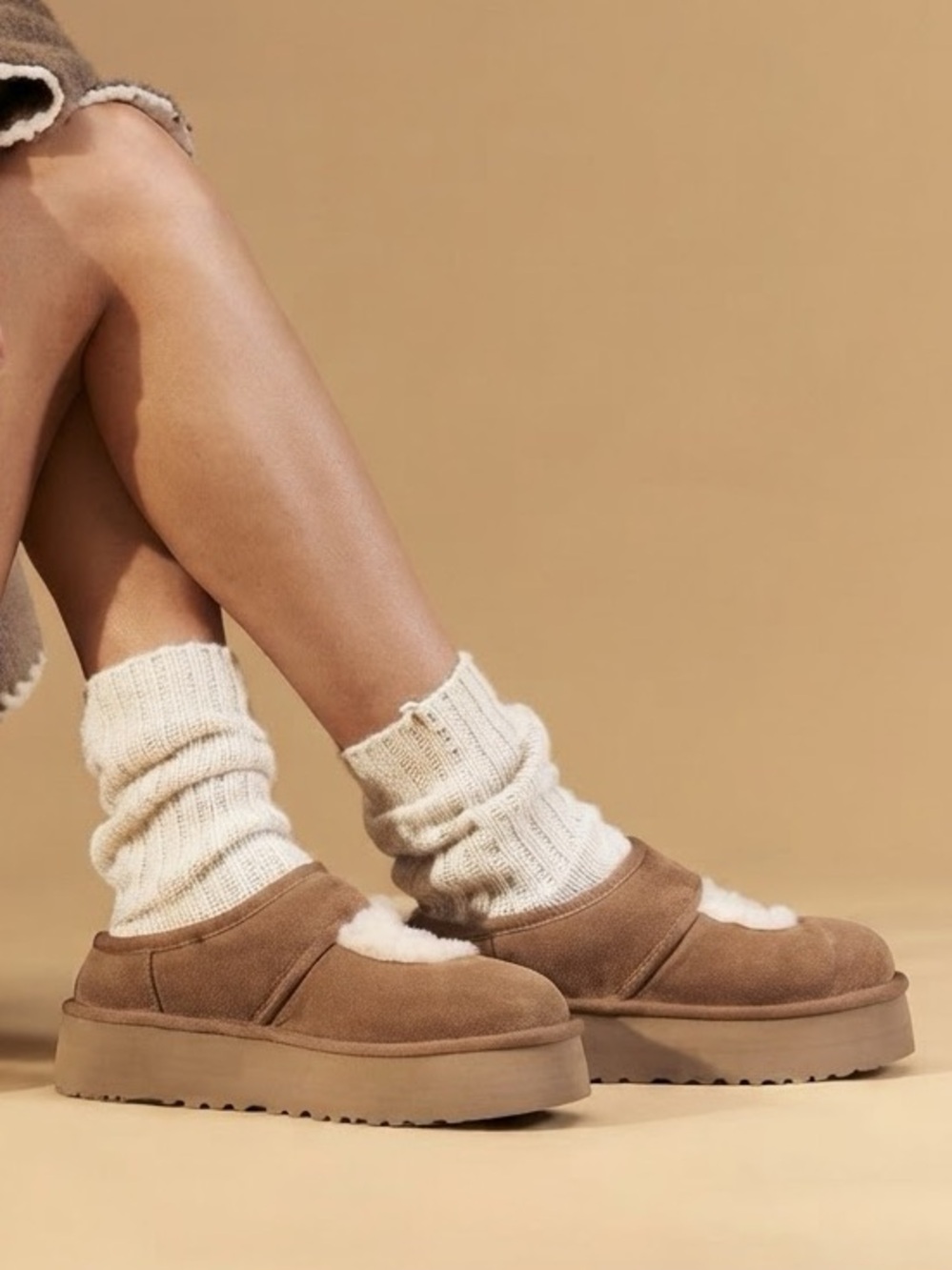 UGG Bea Mary Jane Sheepskin Platform Slippers Chestnut Brown Size 8 New NWOB